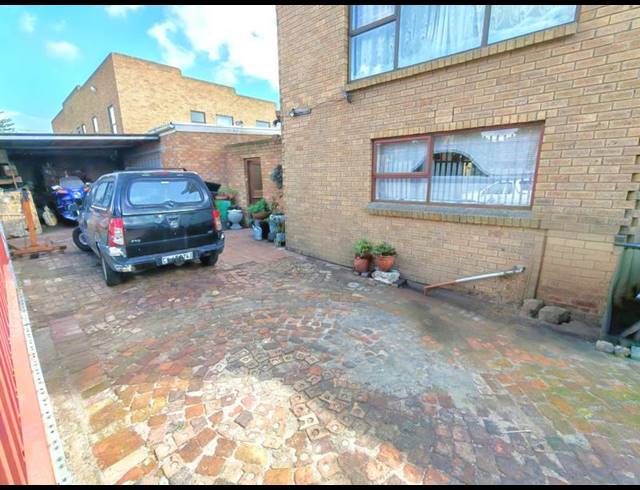 3 BEDROOM HOUSE FOR SALE IN GLENLILY